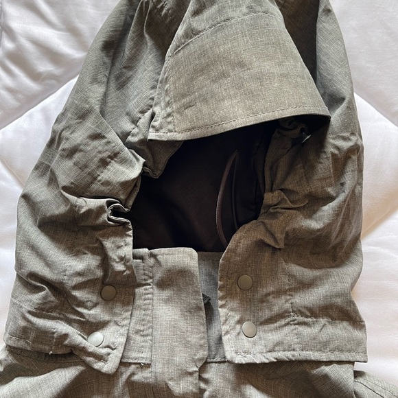 REI ELEMENTS WATERPROOF LIGHTWEIGHT JACKET PARKA SZ S - Picture 10 of 16